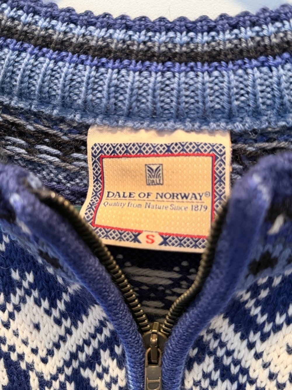 Dale of Norway Blue and White Nordic Half-Zip Pullover Pure Wool Size Small - Picture 2 of 6